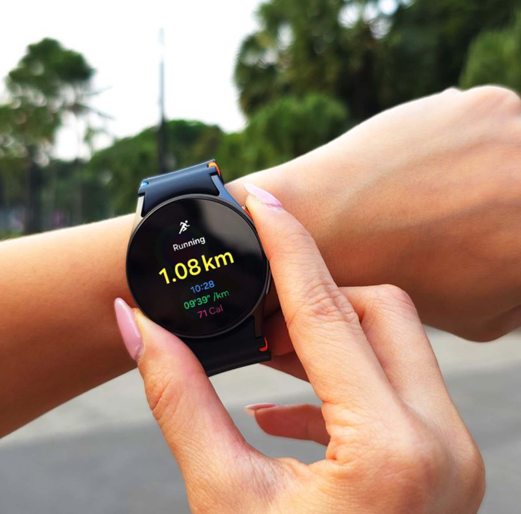 Apakah Smartwatch dengan Monitor Kesehatan Penting untuk Setiap Individu? Implikasinya dalam Kesehatan dan Kepentingan Medis